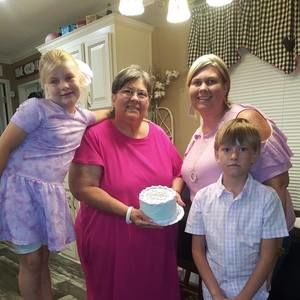 Meet your Posher, Casey